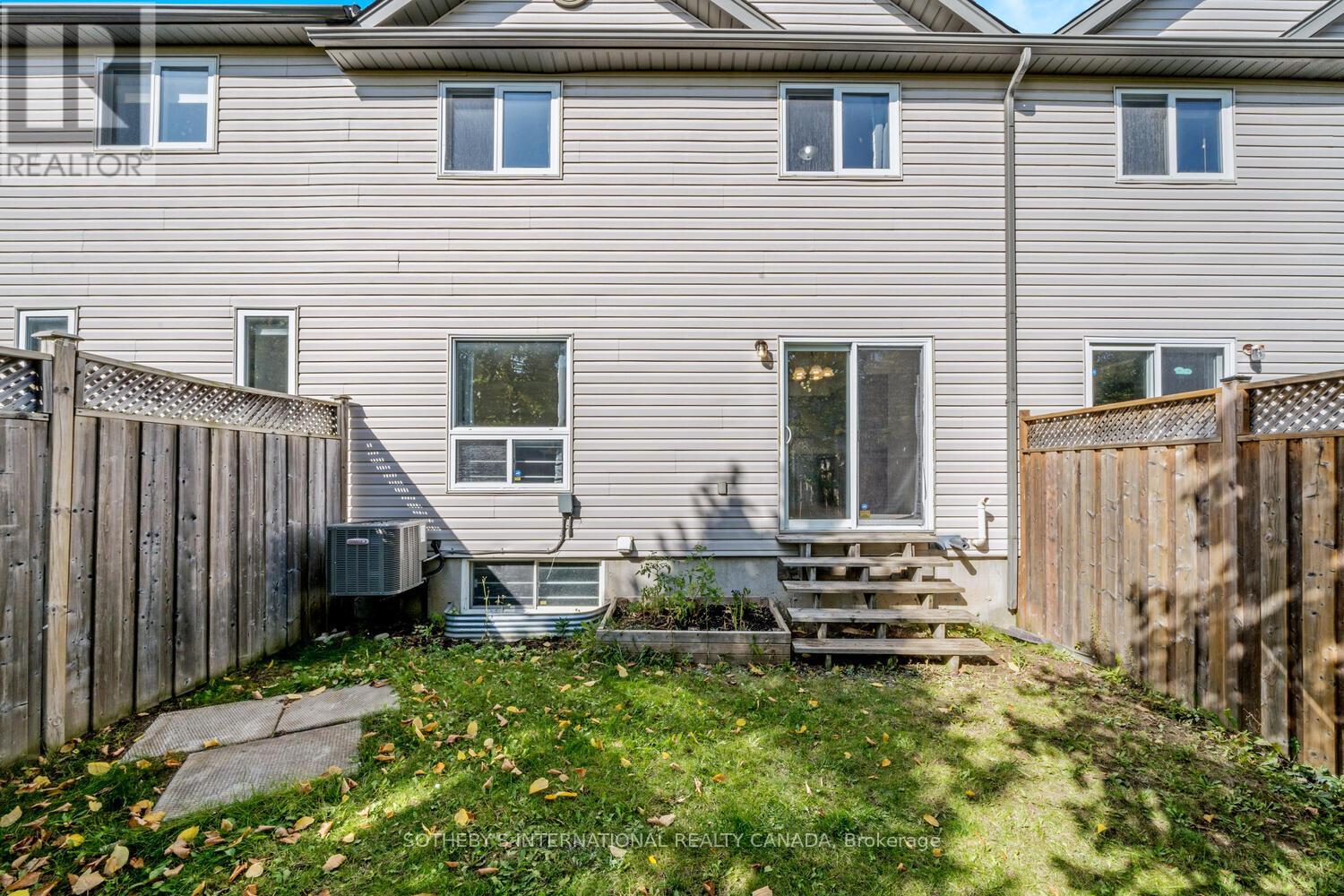571 Wild Iris Avenue, Waterloo, Ontario  N2V 2X5 - Photo 30 - X12439868