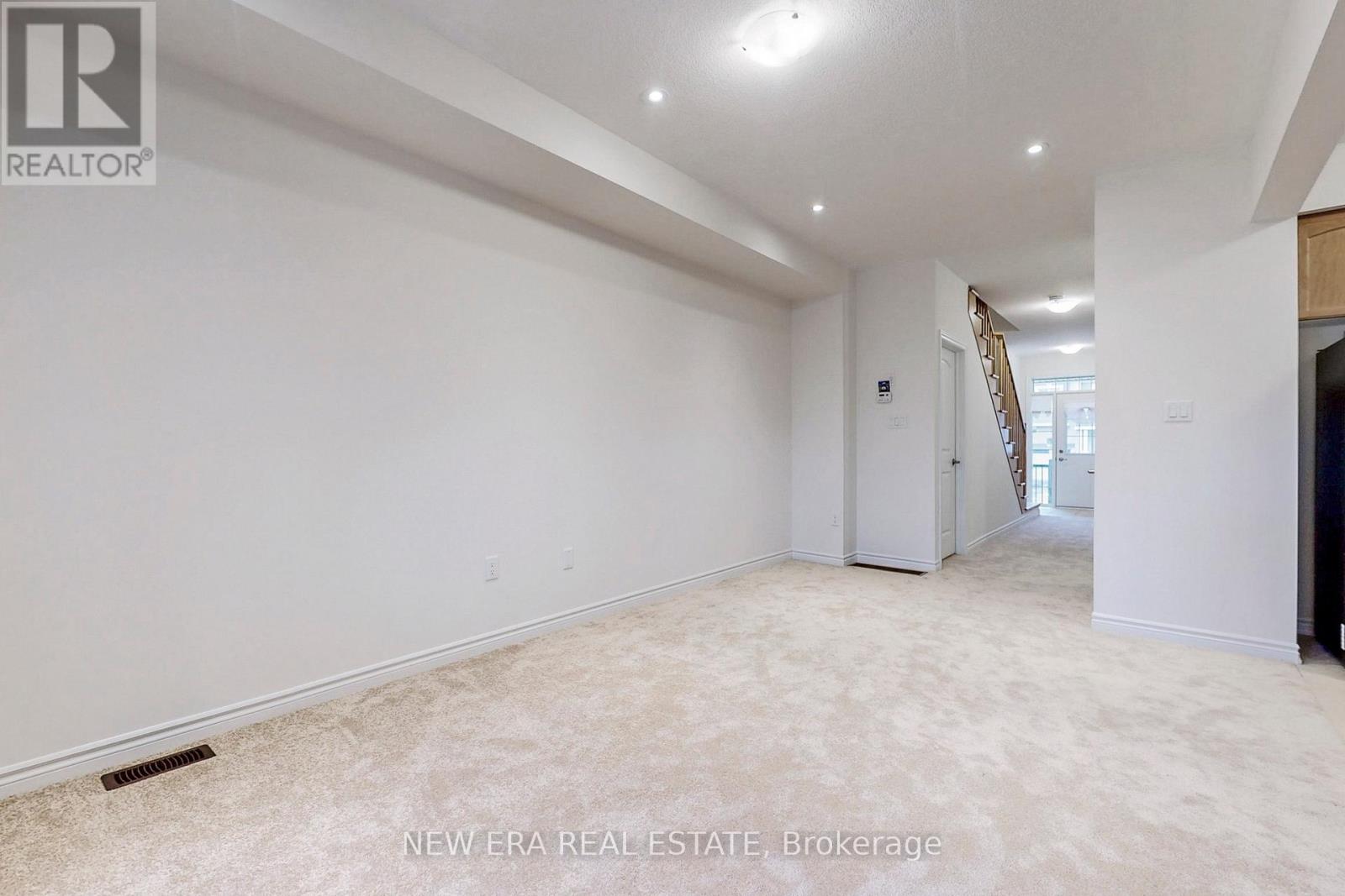 166 Flagg Avenue, Brant, Ontario  N3L 0K5 - Photo 10 - X12439988