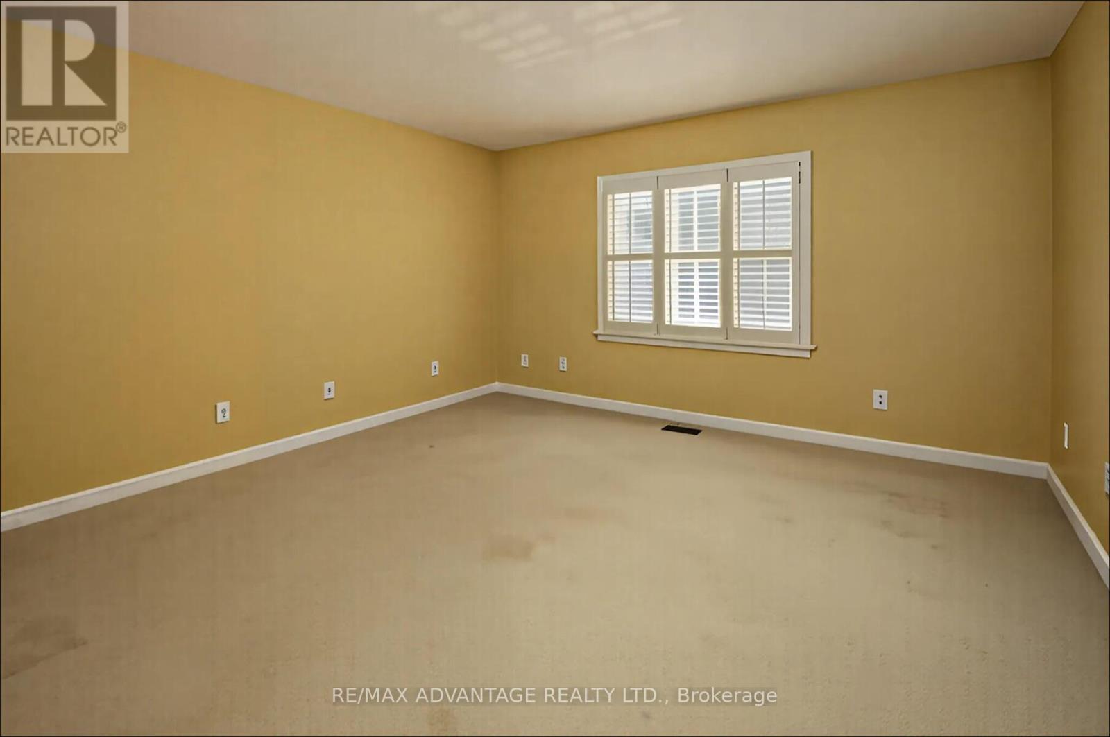15 Sprucedale Court, London North, Ontario  N5X 2N9 - Photo 13 - X12359891