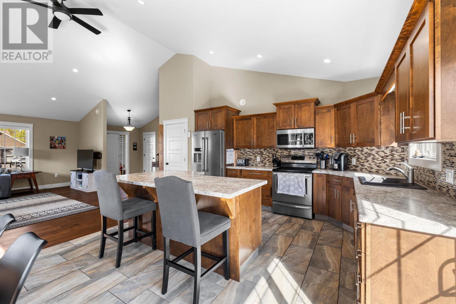 72 Falcon Drive, Cornwall, Prince Edward Island  C0A 1H4 - Photo 11 - 202524881