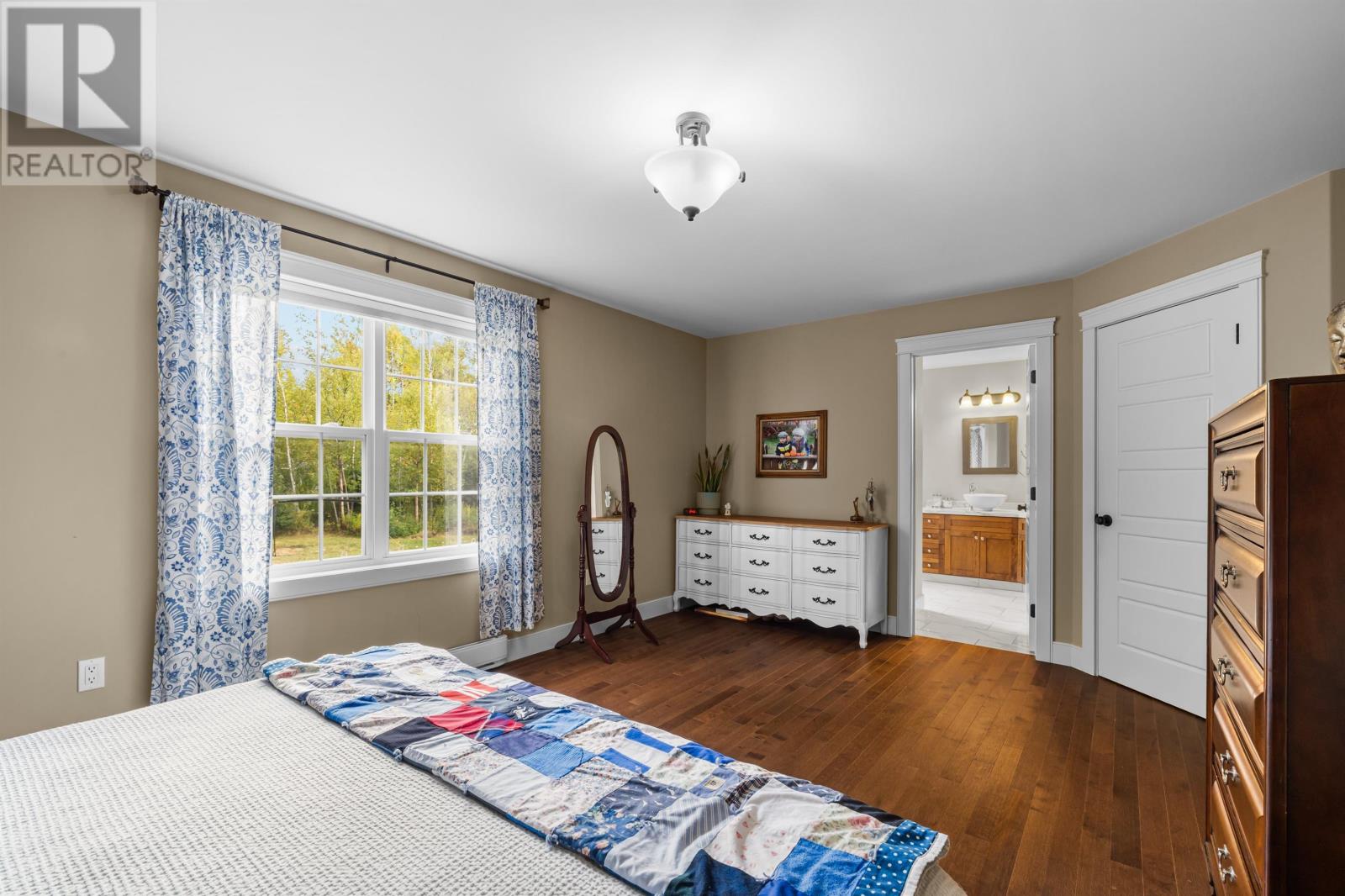 72 Falcon Drive, Cornwall, Prince Edward Island  C0A 1H4 - Photo 14 - 202524881