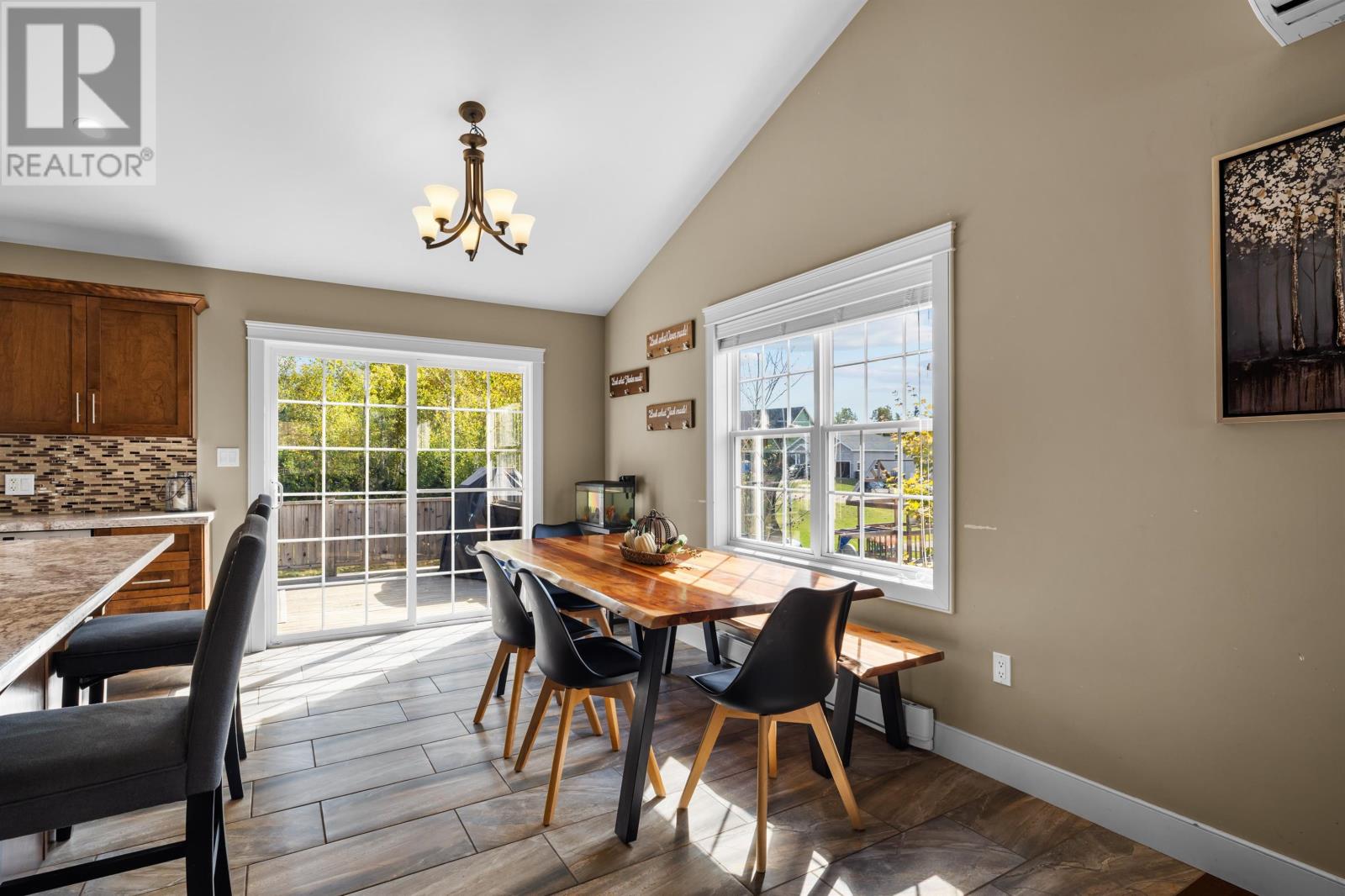 72 Falcon Drive, Cornwall, Prince Edward Island  C0A 1H4 - Photo 8 - 202524881
