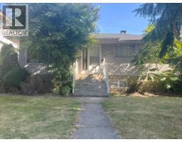 5010 LORRAINE AVENUE, Burnaby, British Columbia