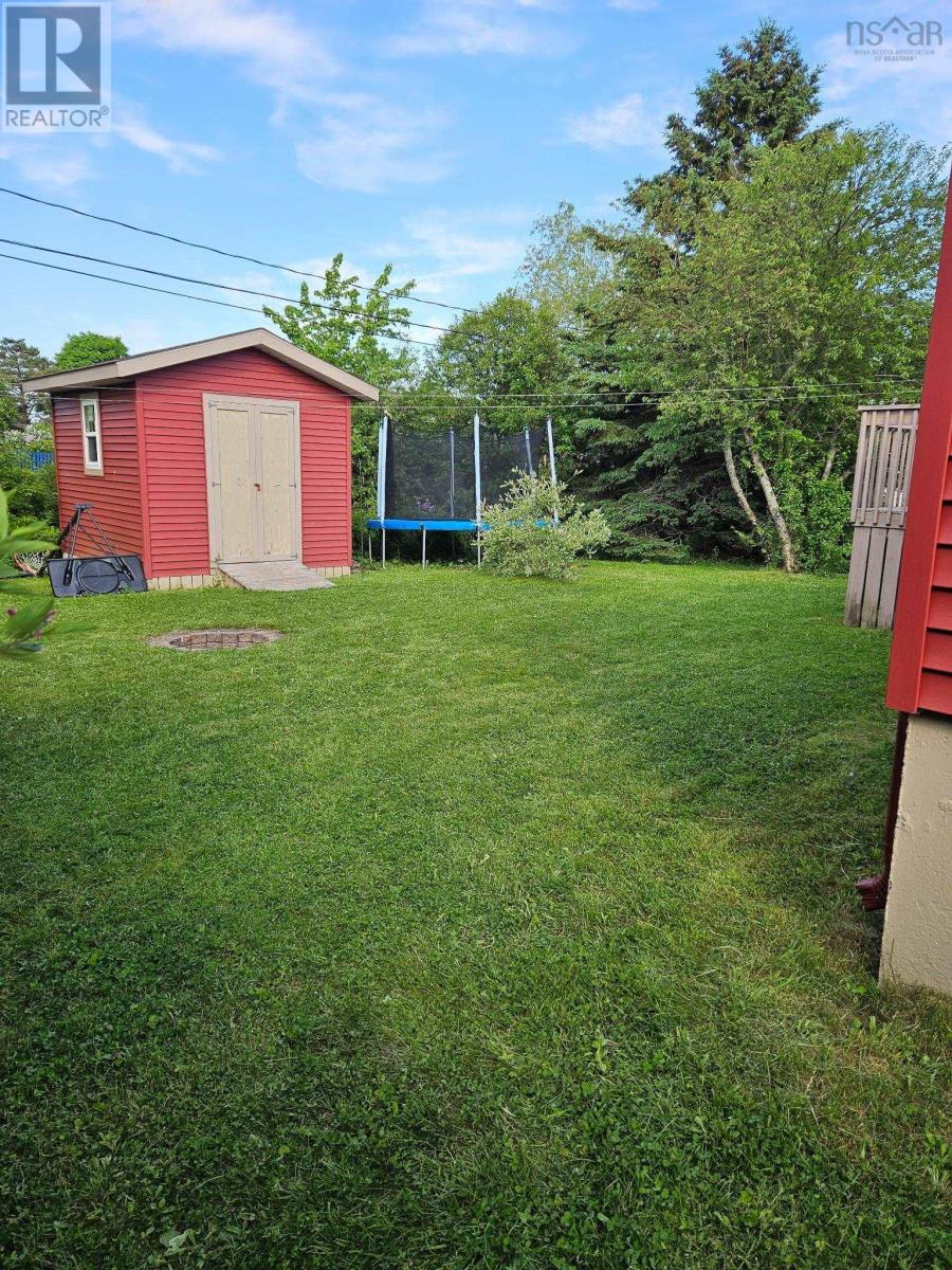 12 Hemlock Drive, Port Hawkesbury, Nova Scotia  B9A 3G7 - Photo 4 - 202524878