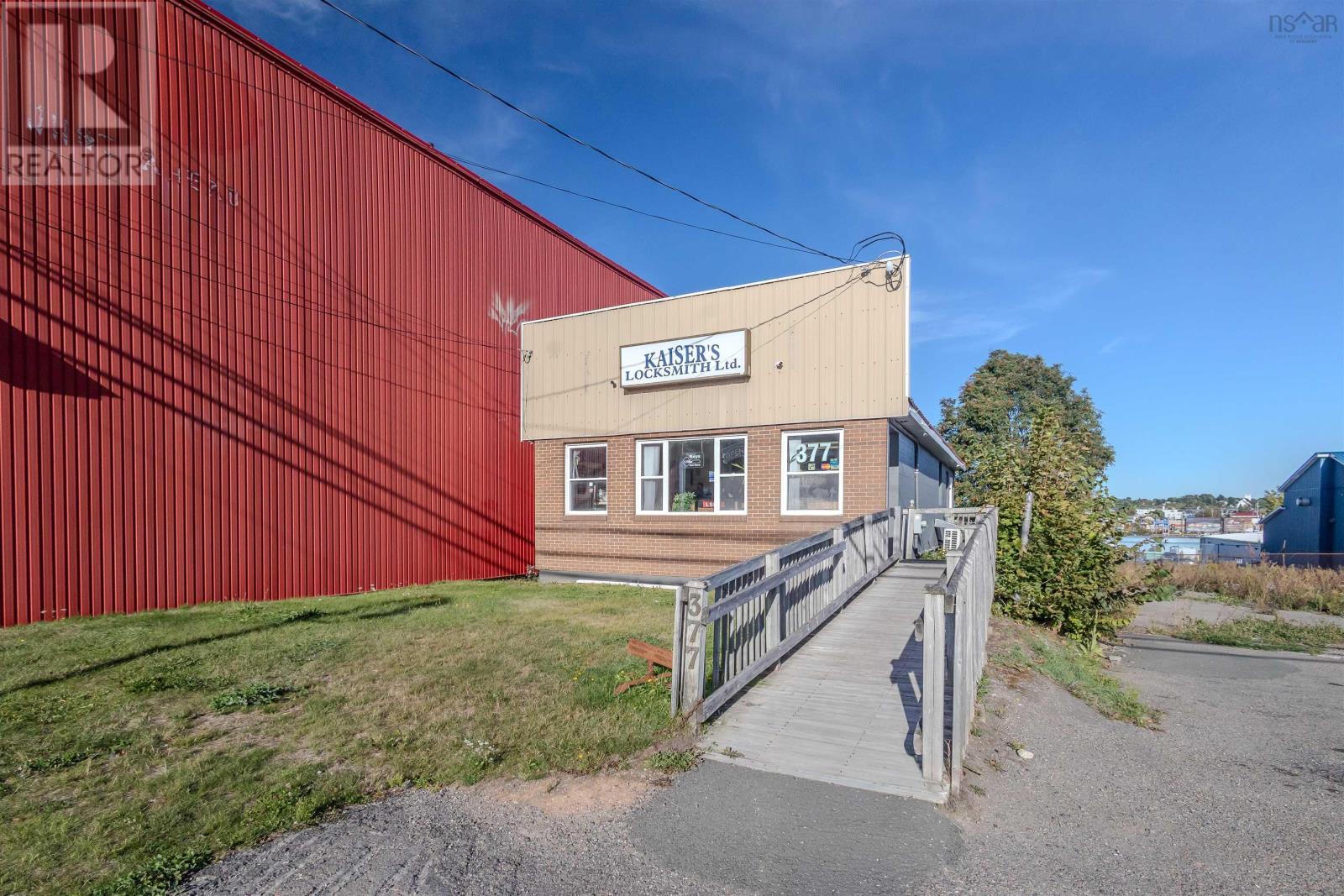 377 George Street, Sydney, Nova Scotia  B1P 1K2 - Photo 2 - 202524879