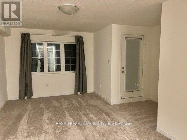 2653 Eaglesham Path, Oshawa, Ontario  L1L 0M7 - Photo 11 - E12335687