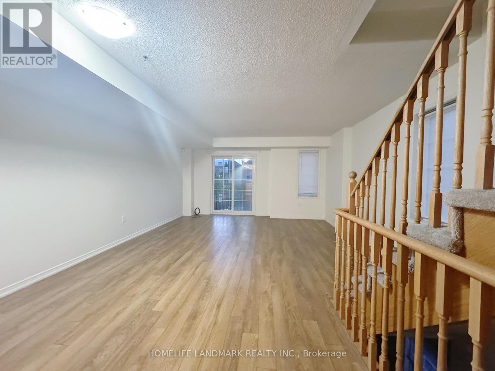 2653 Eaglesham Path, Oshawa, Ontario  L1L 0M7 - Photo 13 - E12335687