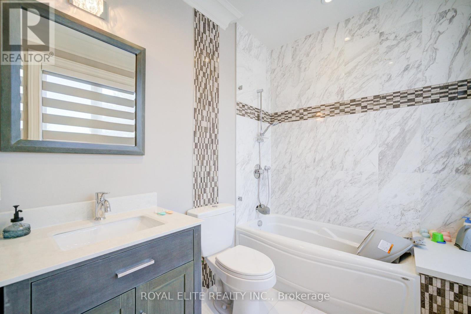165 Krieghoff Avenue, Markham, Ontario  L3R 1W2 - Photo 16 - N12436409