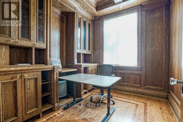 165 Krieghoff Avenue, Markham, Ontario  L3R 1W2 - Photo 9 - N12436409
