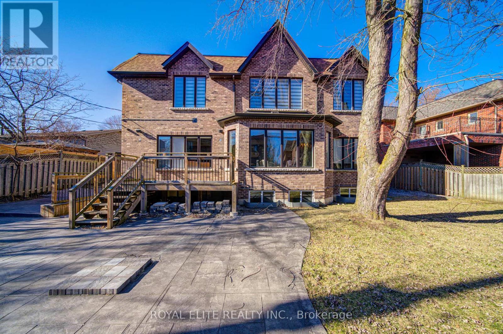 165 Krieghoff Avenue, Markham, Ontario  L3R 1W2 - Photo 32 - N12436409