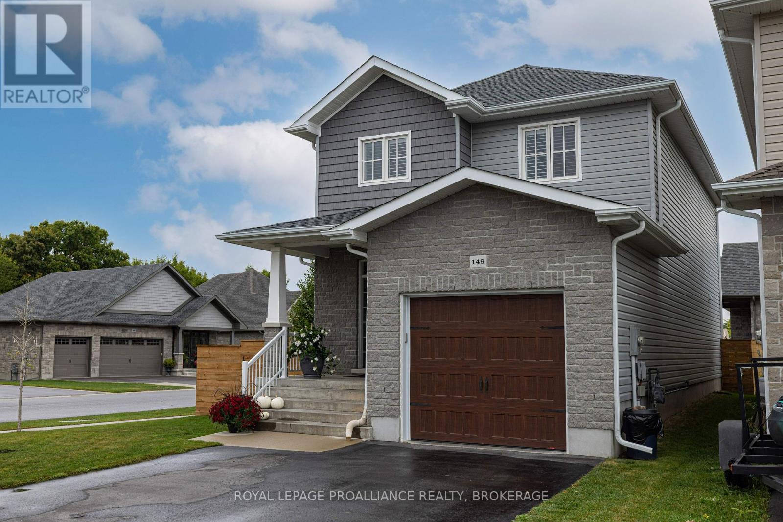 149 Pauline Tom Avenue, Kingston, Ontario  K7K 7J9 - Photo 2 - X12439464