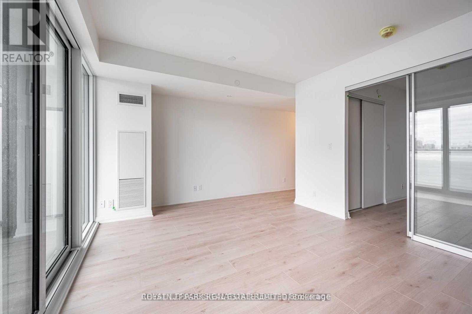 1707 - 99 Foxbar Road, Toronto, Ontario  M4V 2G5 - Photo 9 - C12435547