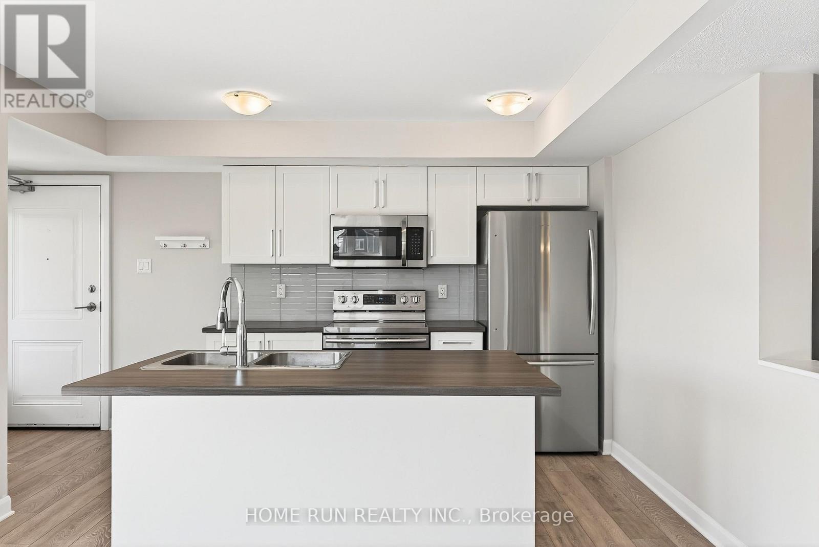 1201 Chapman Mills Drive, Ottawa, Ontario  K2J 6R5 - Photo 7 - X12388328
