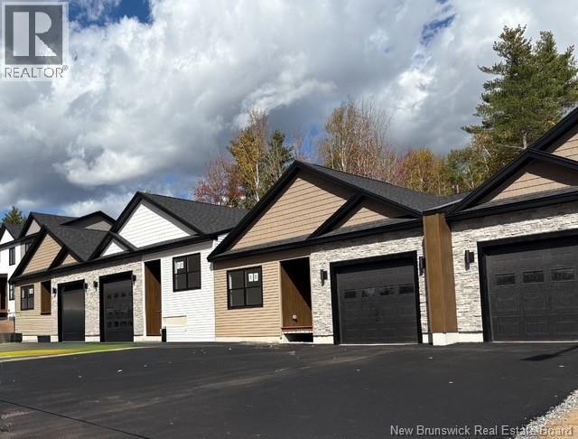 4 TERRY FOX Drive, Oromocto, New Brunswick