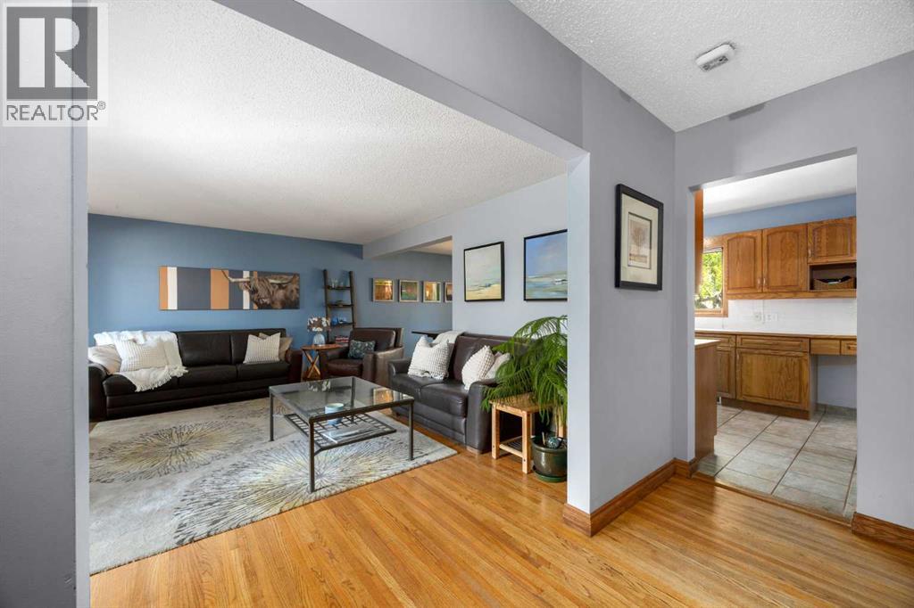 151 Waterloo Drive Sw, Calgary, Alberta  T3C 3G4 - Photo 12 - A2257777