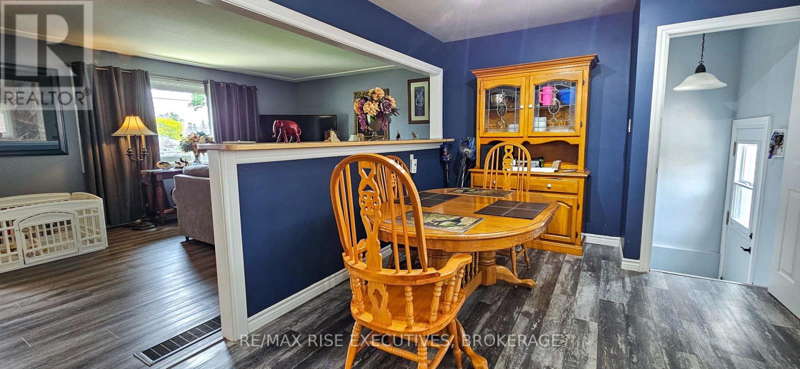 1453 Woodfield Crescent, Kingston, Ontario  K7P 2V4 - Photo 9 - X12440184