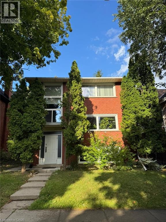 62 MOORE Avenue, Kitchener, Ontario