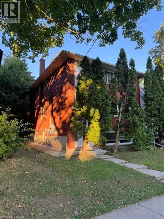 62 Moore Avenue, Kitchener, Ontario  N2H 3S3 - Photo 2 - 40762064