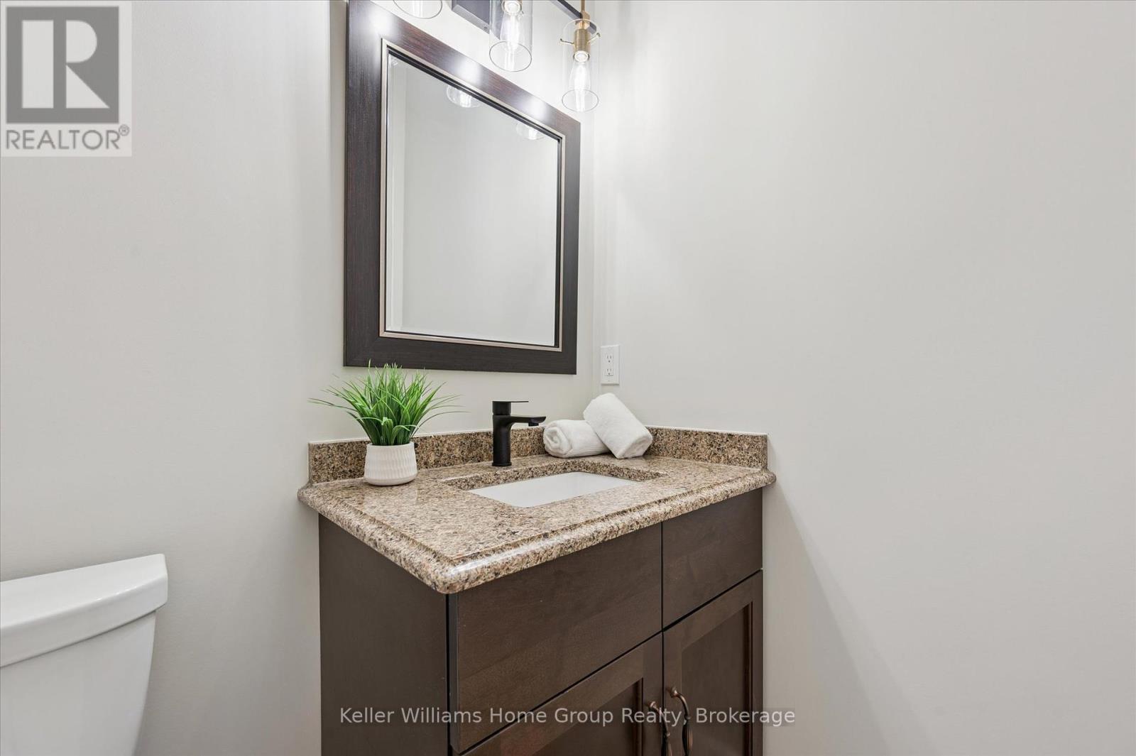 70 Waverley Drive, Guelph, Ontario  N1E 6C8 - Photo 20 - X12440127