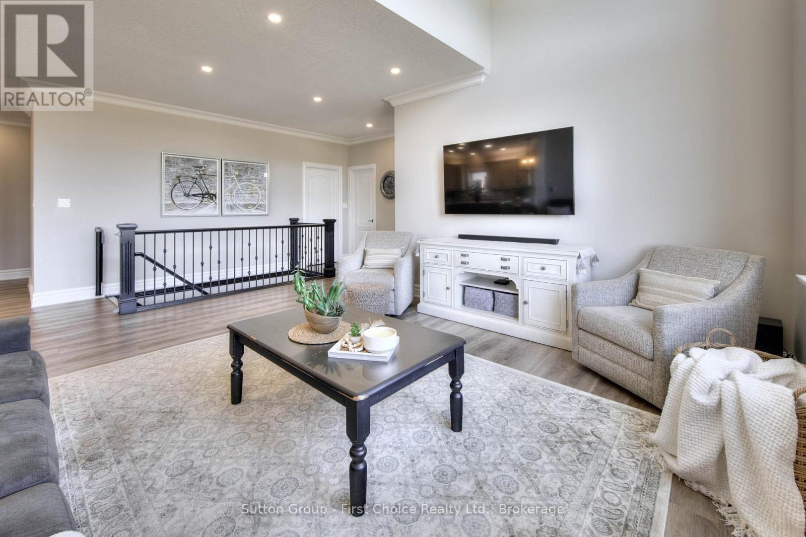 211 Sunset Drive, West Perth, Ontario  N0K 1W0 - Photo 15 - X12440185