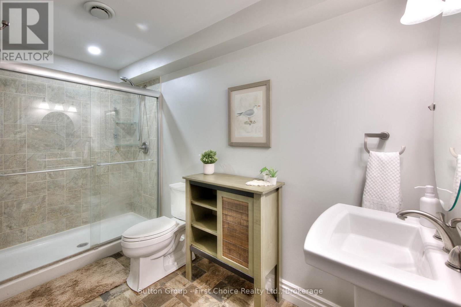 211 Sunset Drive, West Perth, Ontario  N0K 1W0 - Photo 35 - X12440185
