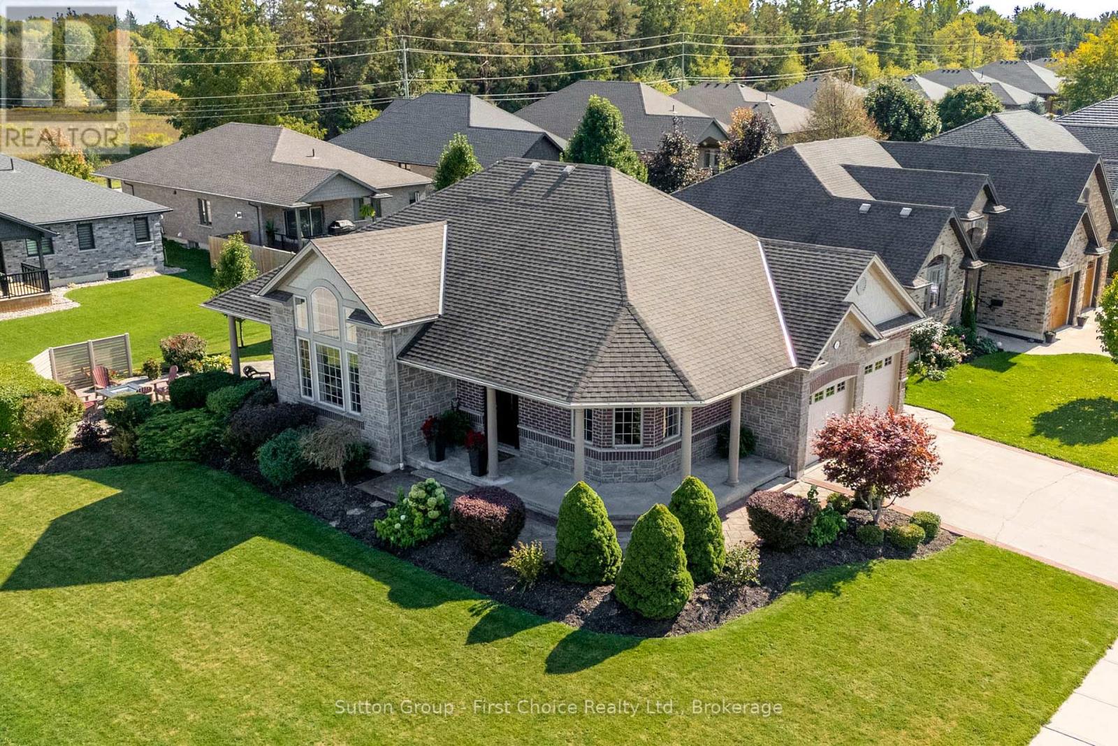211 Sunset Drive, West Perth, Ontario  N0K 1W0 - Photo 44 - X12440185