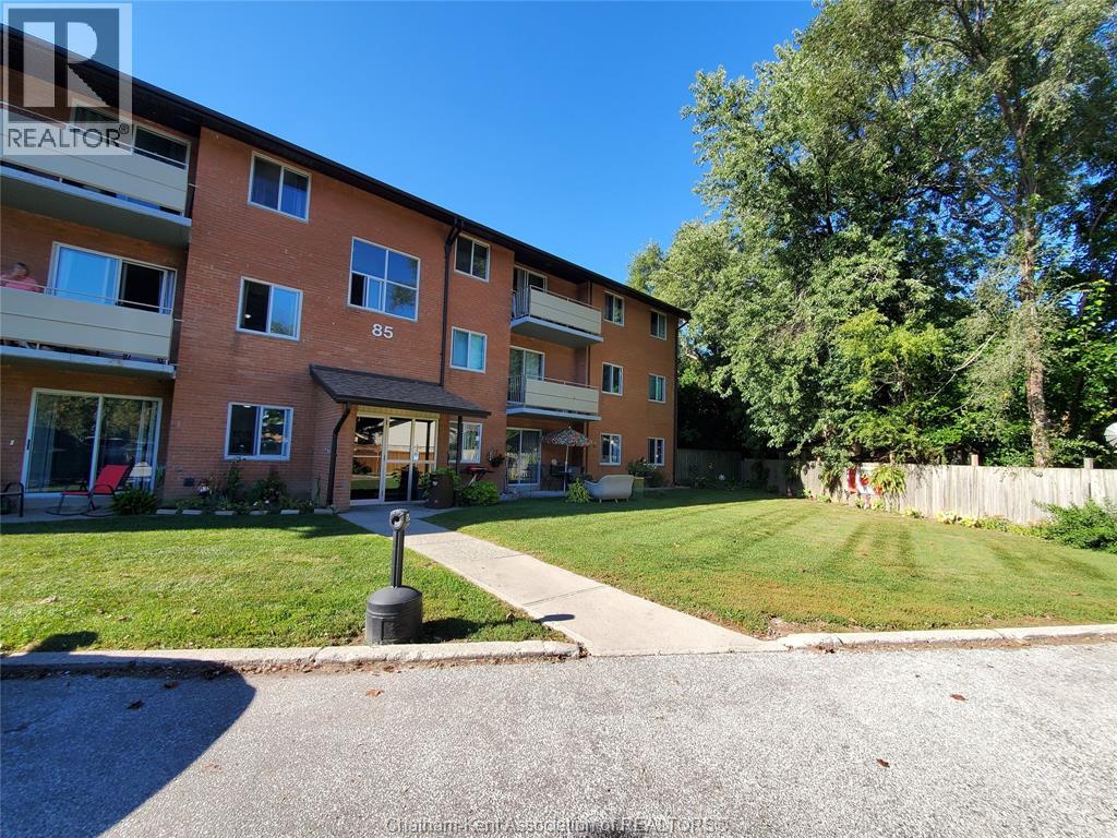 MLS# 25025070: 85 Baldoon ROAD Unit# 12, Chatham, Canada