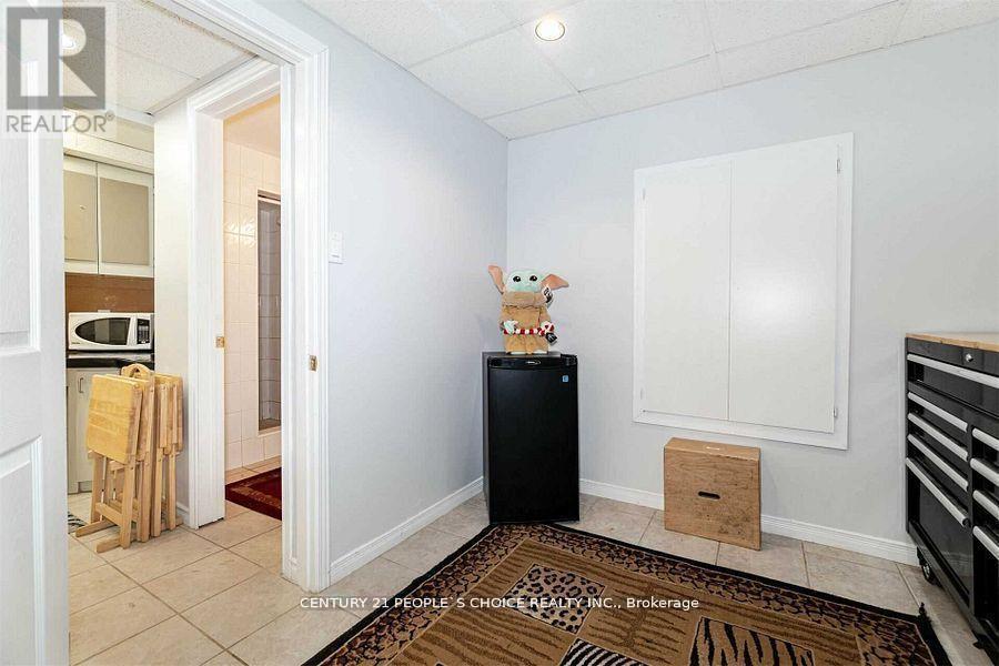 13 Jeffrey Street, Brampton, Ontario  L6S 2M9 - Photo 27 - W12438542