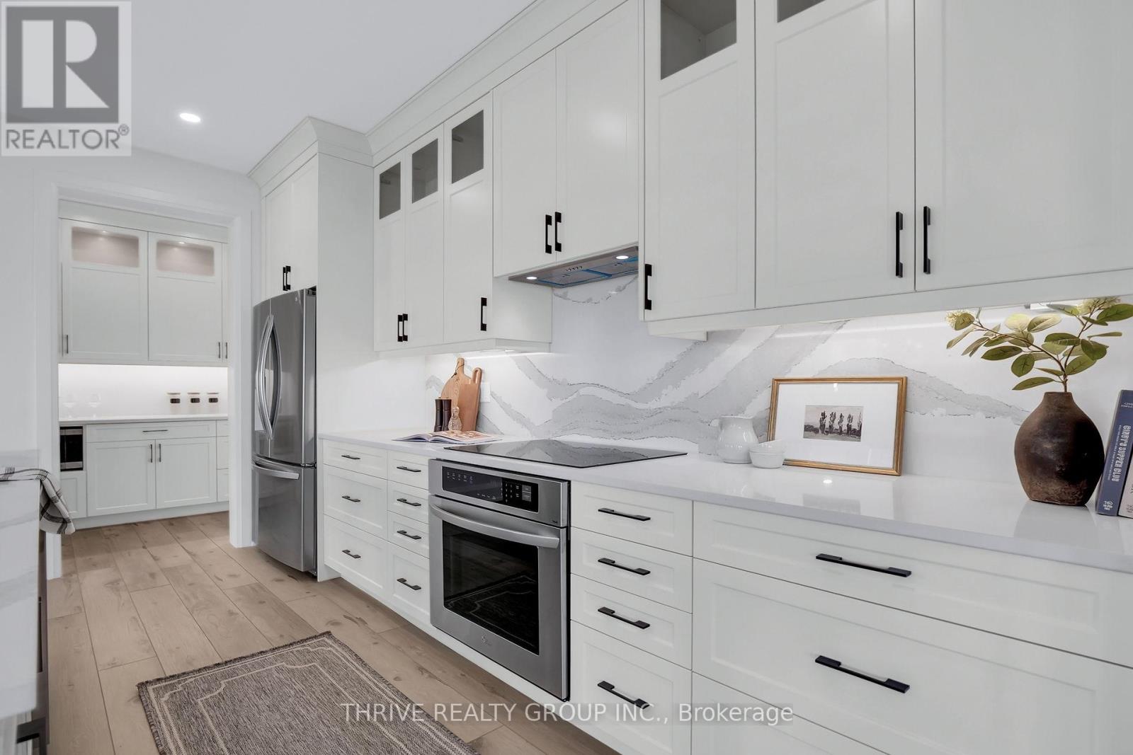 1639 Upper West Avenue, London South, Ontario  N6K 0K6 - Photo 10 - X12440152