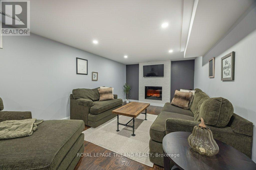 28 Mctaggart Crescent, London North, Ontario  N5X 2E3 - Photo 28 - X12440170