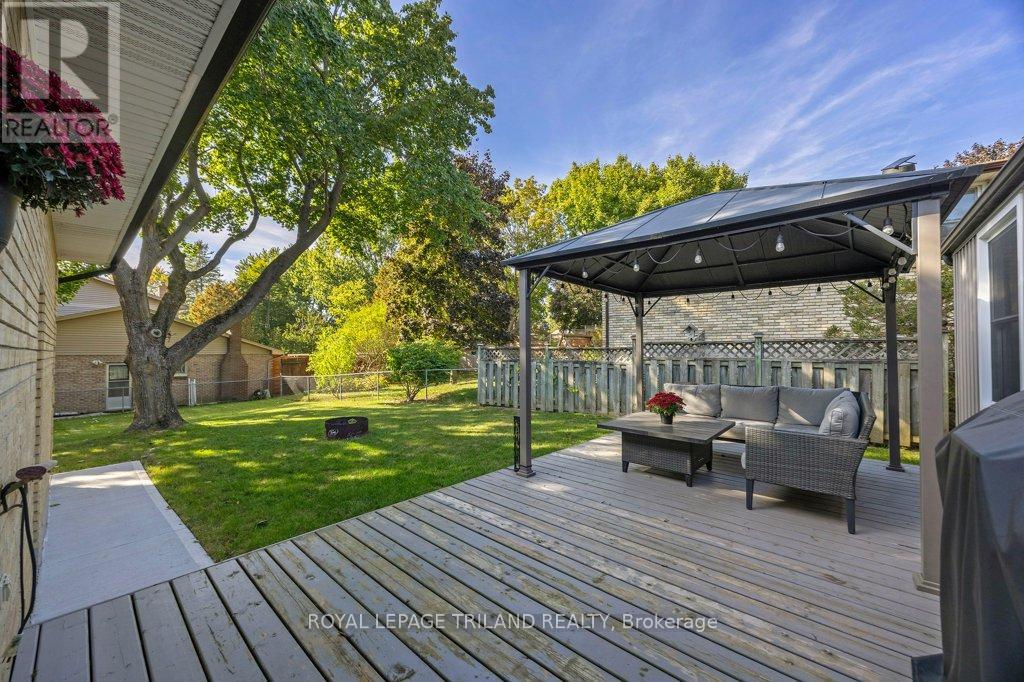 28 Mctaggart Crescent, London North, Ontario  N5X 2E3 - Photo 35 - X12440170