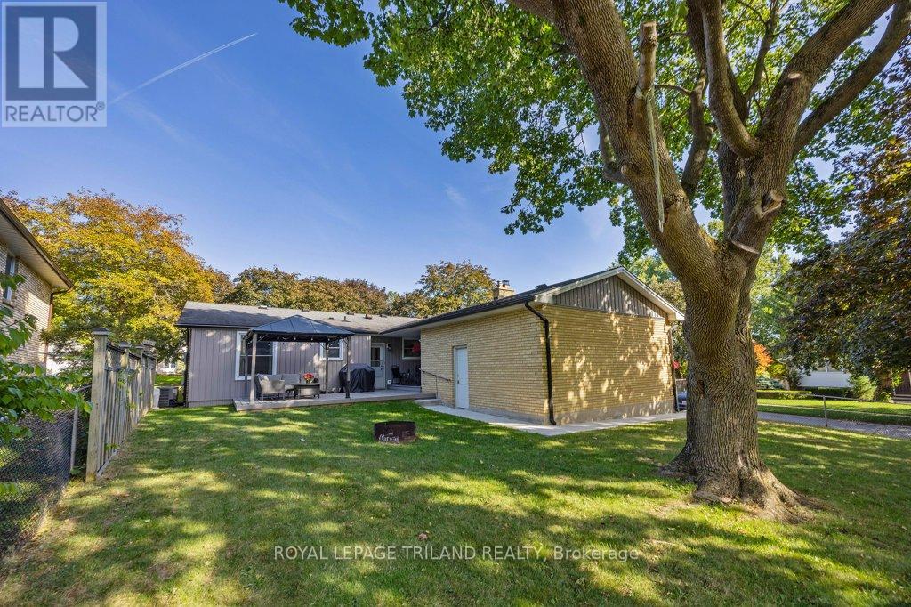 28 Mctaggart Crescent, London North, Ontario  N5X 2E3 - Photo 39 - X12440170