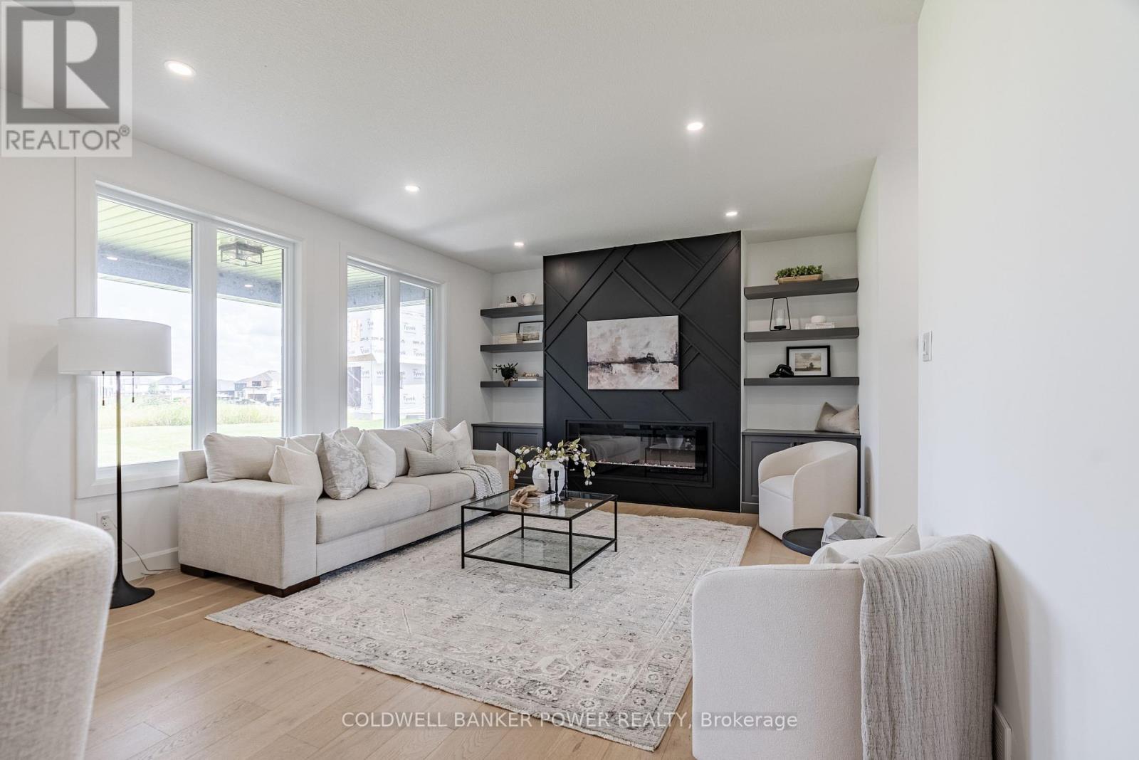 2692 Heardcreek Trail, London North, Ontario  N6G 0W1 - Photo 7 - X12440171