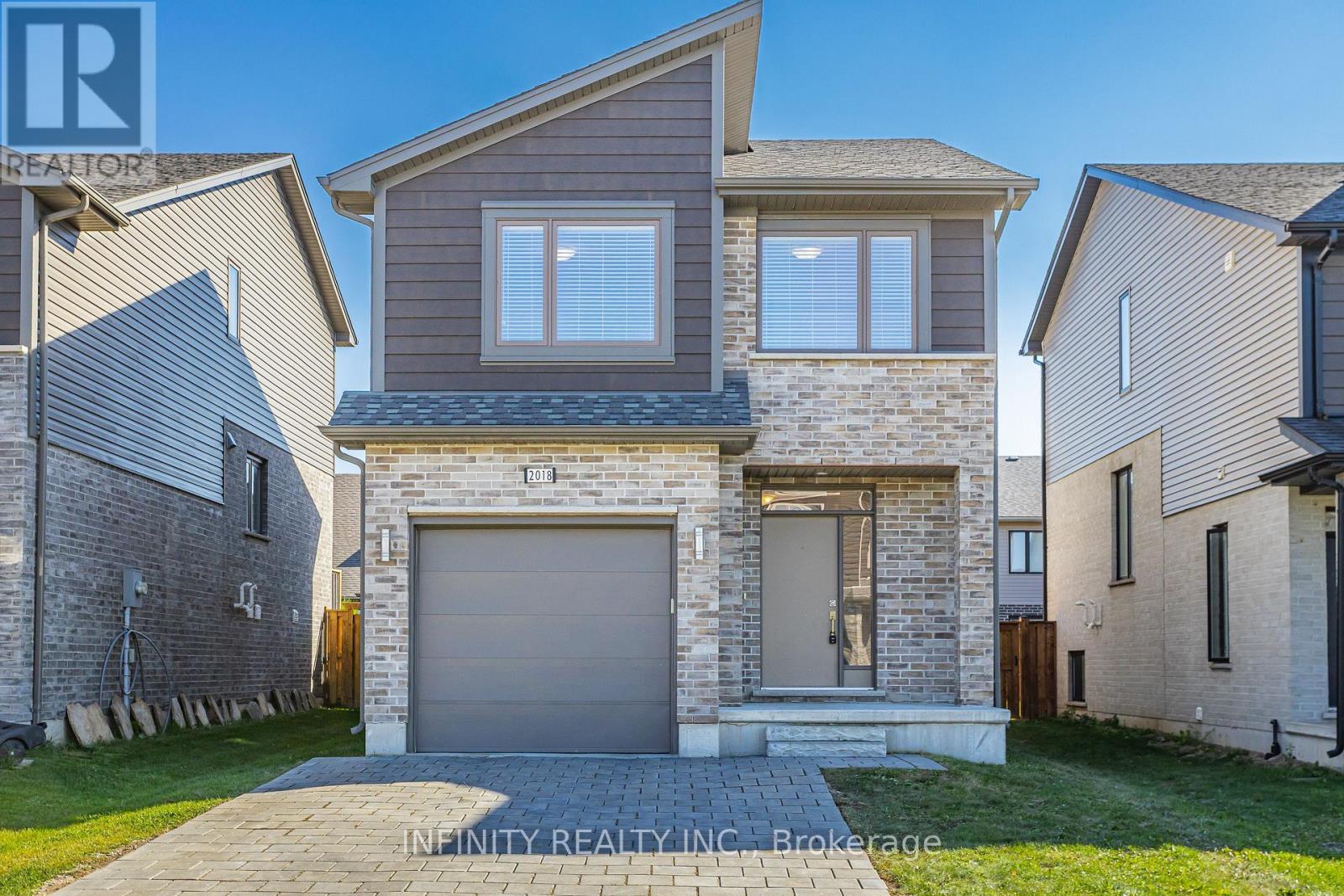 2018 CLAYRIDGE WAY, London North, Ontario