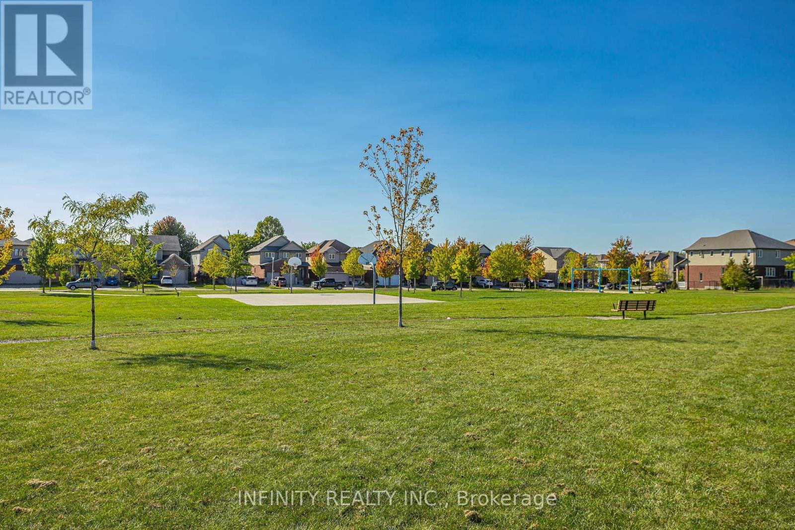 2018 Clayridge Way, London North, Ontario  N6G 0V3 - Photo 40 - X12440190