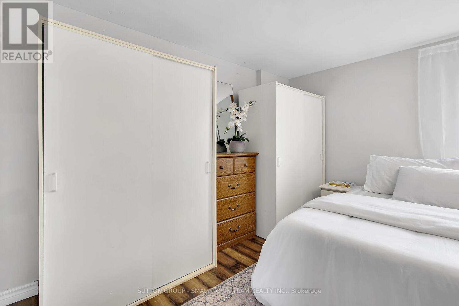 83 John Street W, South Huron, Ontario  N0M 1S1 - Photo 39 - X12440267