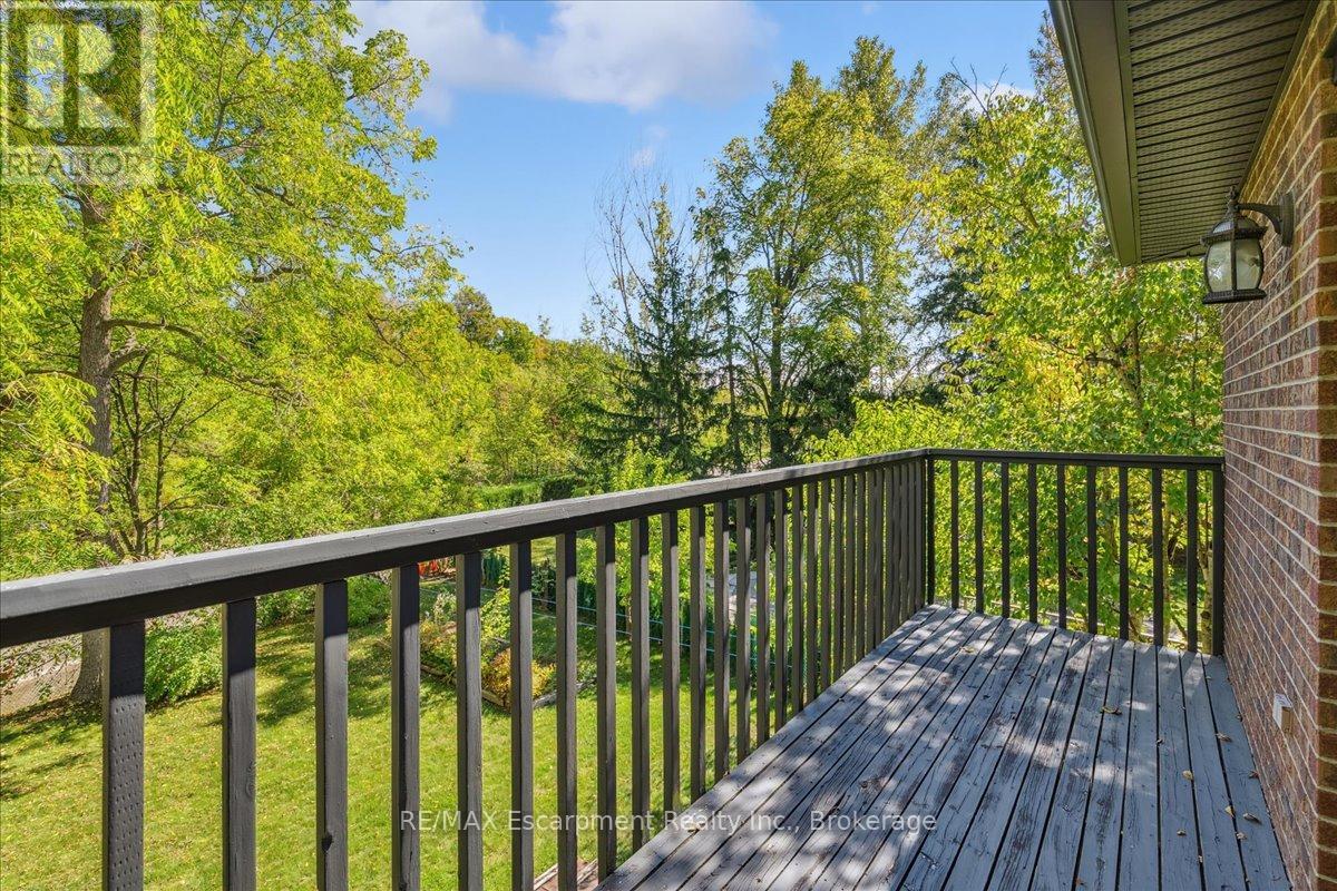 346 Kingsway Place, Milton, Ontario  L9T 4C8 - Photo 21 - W12440250