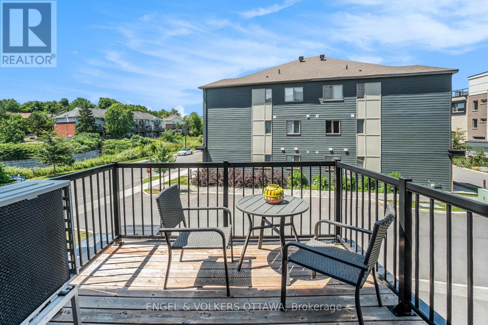 827 Kiniw Private, Ottawa, Ontario  K1K 5A3 - Photo 22 - X12440135