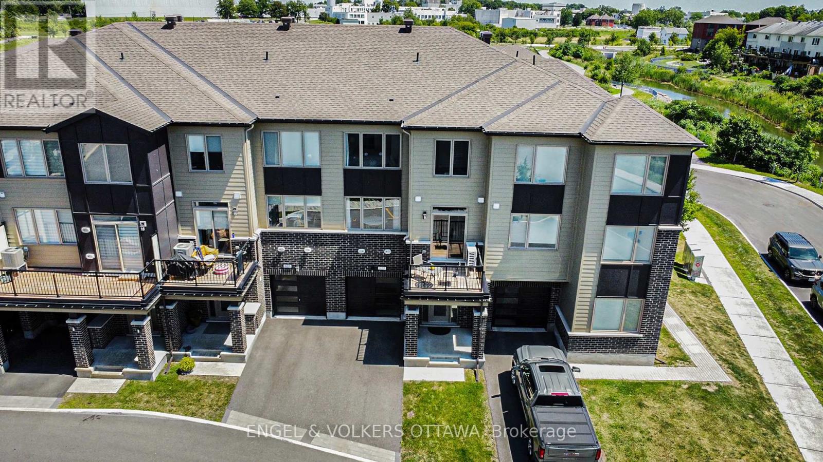827 Kiniw Private, Ottawa, Ontario  K1K 5A3 - Photo 24 - X12440135