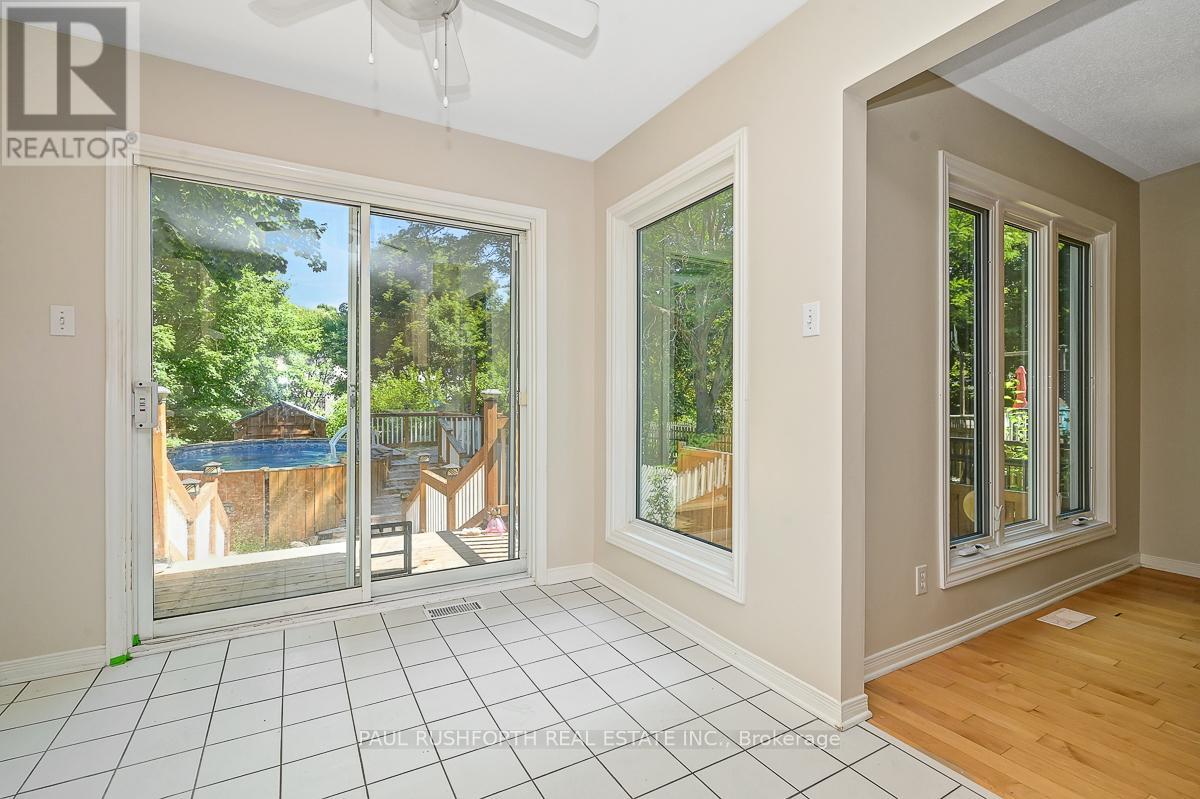 98 Piper Crescent, Ottawa, Ontario  K2K 2S9 - Photo 12 - X12440143