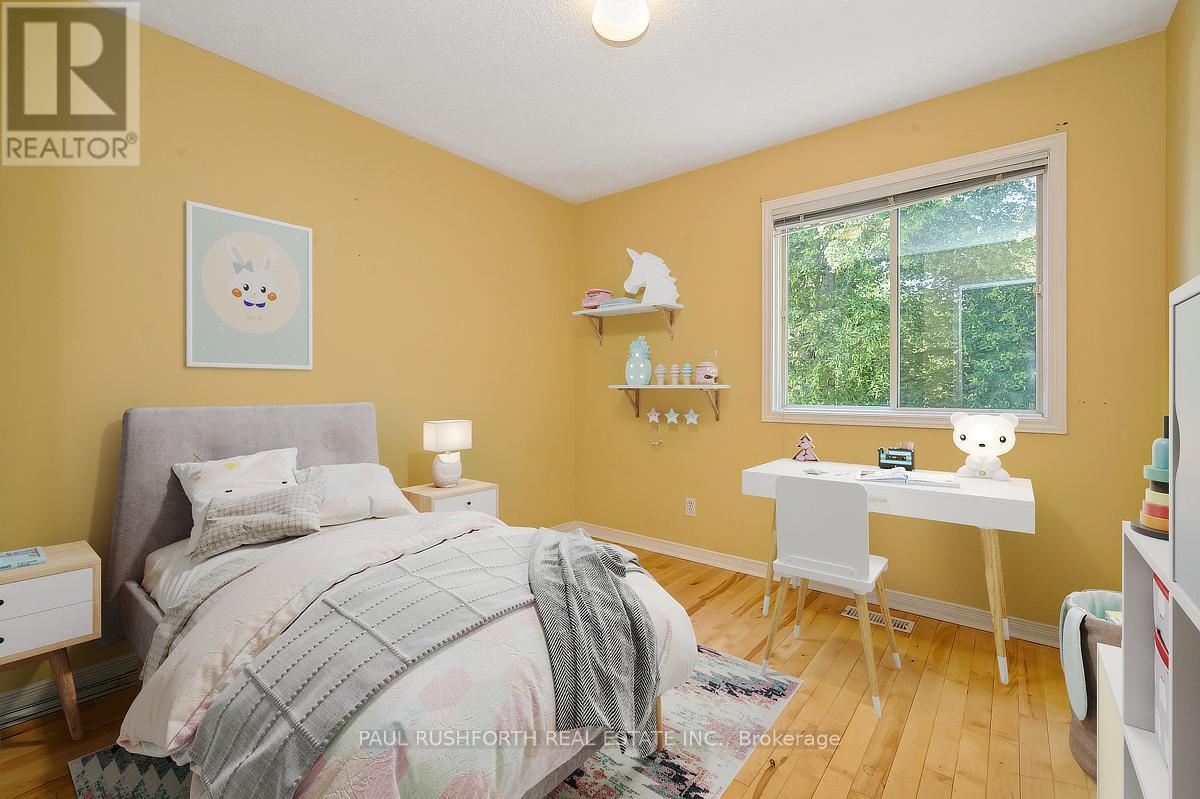 98 Piper Crescent, Ottawa, Ontario  K2K 2S9 - Photo 18 - X12440143