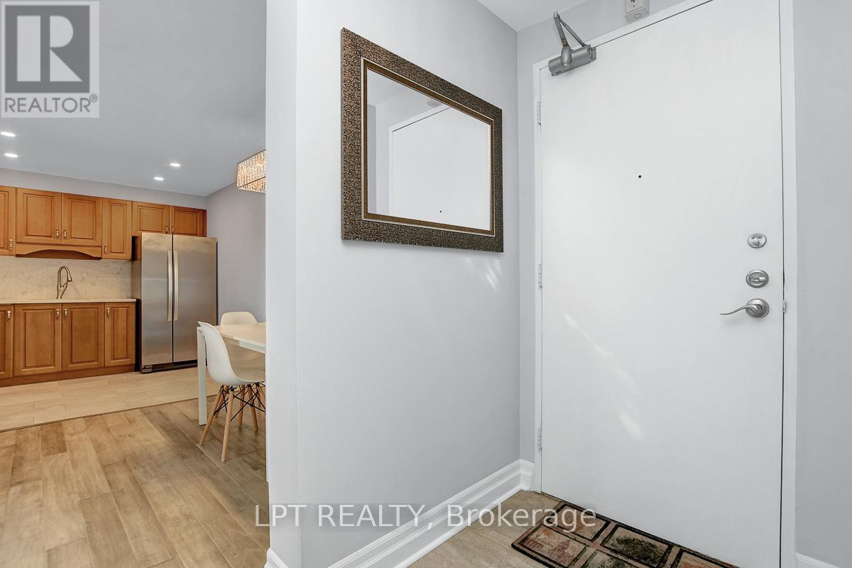 807 - 1100 Ambleside Drive, Ottawa, Ontario  K2B 8G6 - Photo 11 - X12440205