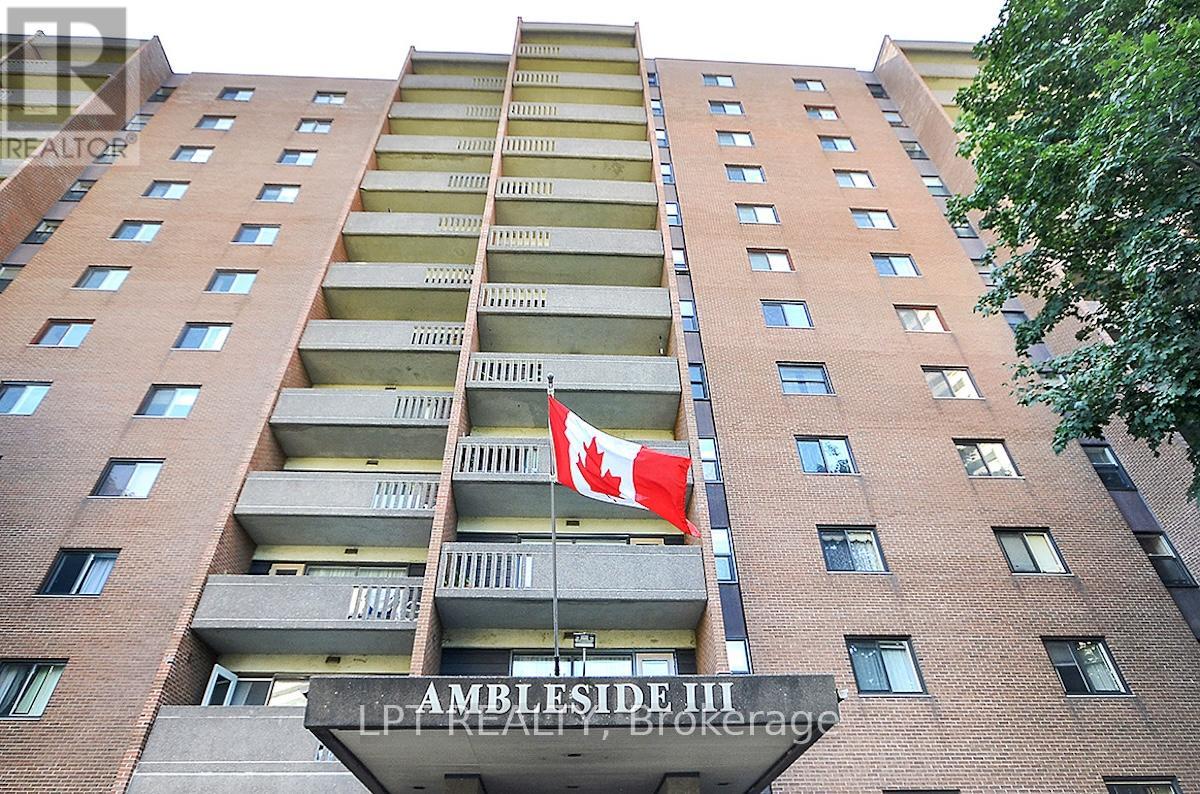 807 - 1100 Ambleside Drive, Ottawa, Ontario  K2B 8G6 - Photo 2 - X12440205