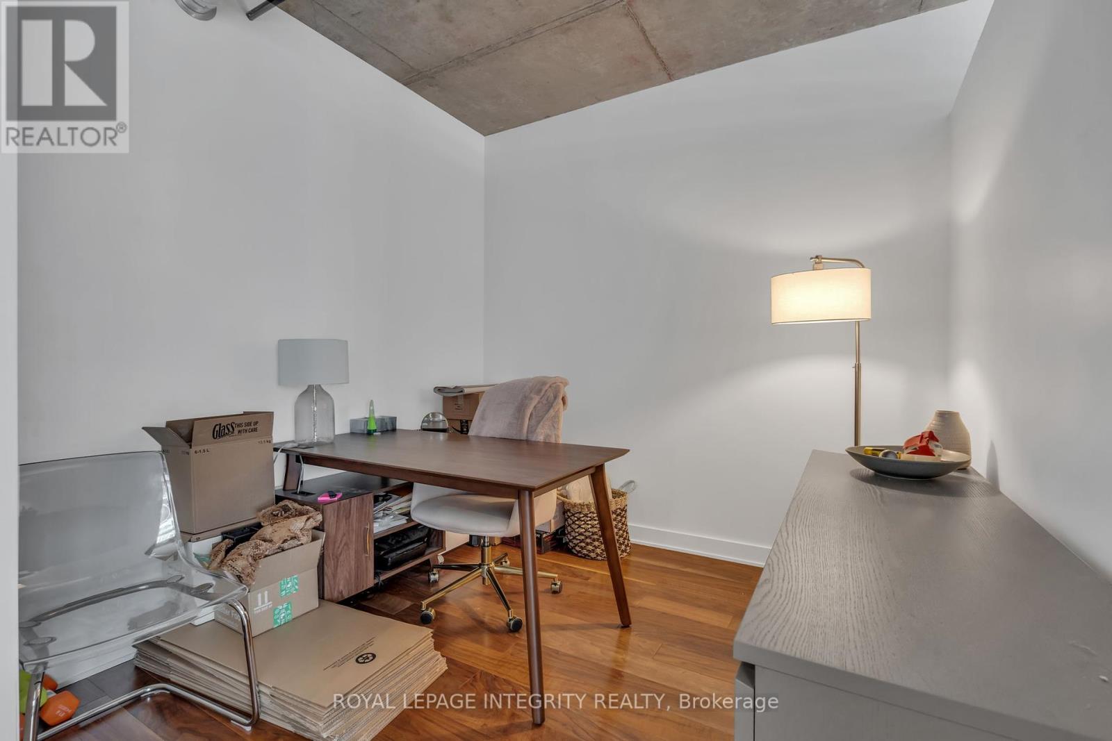 610 - 360 Mcleod Street, Ottawa, Ontario  K2P 1A9 - Photo 13 - X12440220