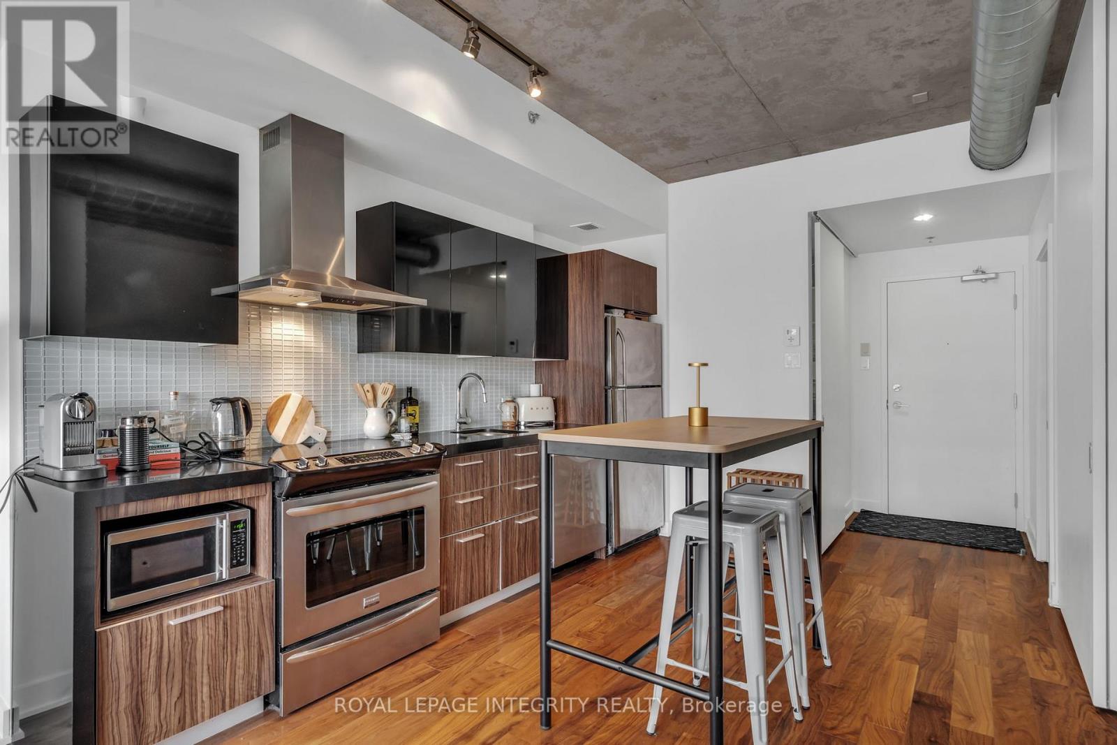 610 - 360 Mcleod Street, Ottawa, Ontario  K2P 1A9 - Photo 8 - X12440220