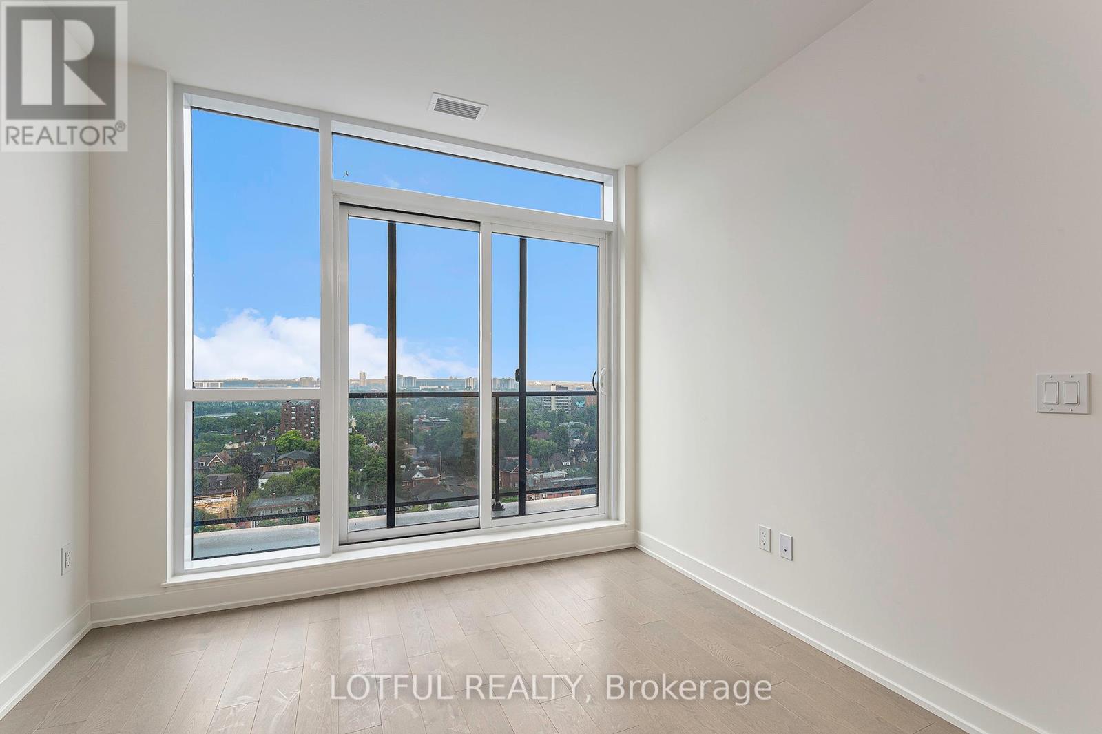 1409 - 560 Rideau Street, Ottawa, Ontario  K1N 0G3 - Photo 7 - X12440225