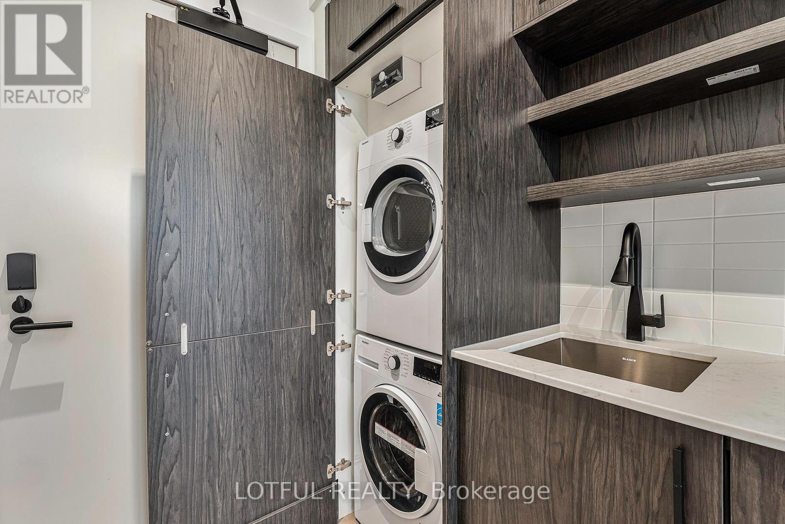 1409 - 560 Rideau Street, Ottawa, Ontario  K1N 0G3 - Photo 8 - X12440225