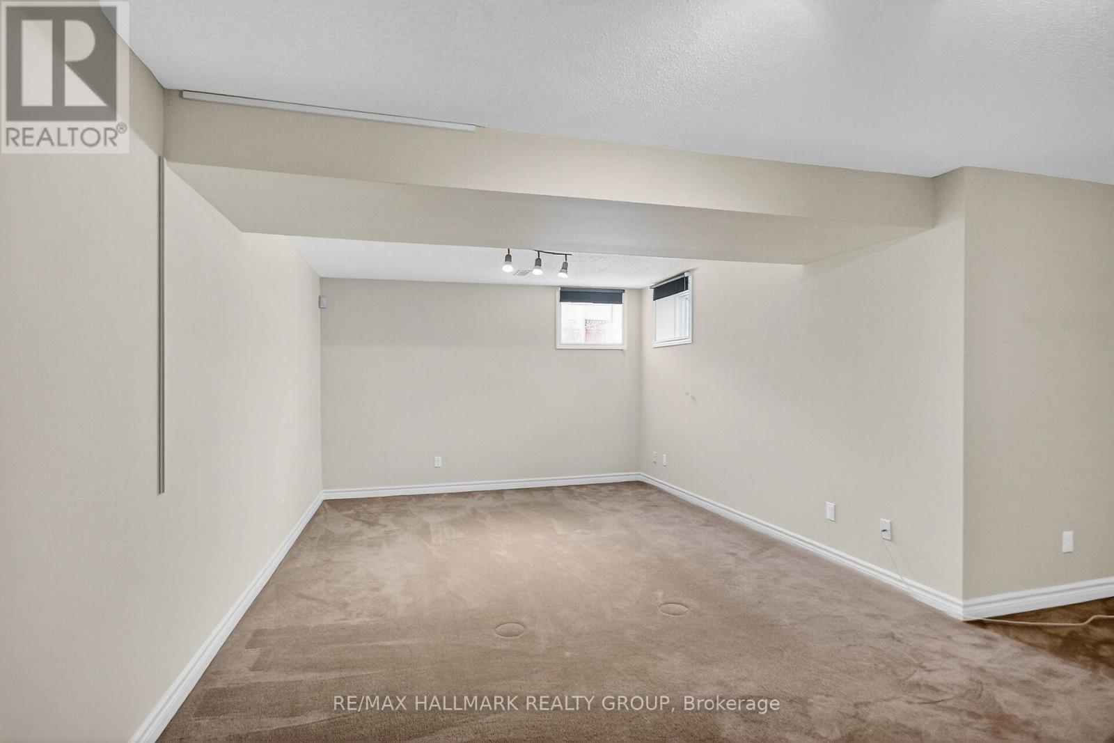 272 Broxburn Crescent, Ottawa, Ontario  K2J 0N8 - Photo 22 - X12440242