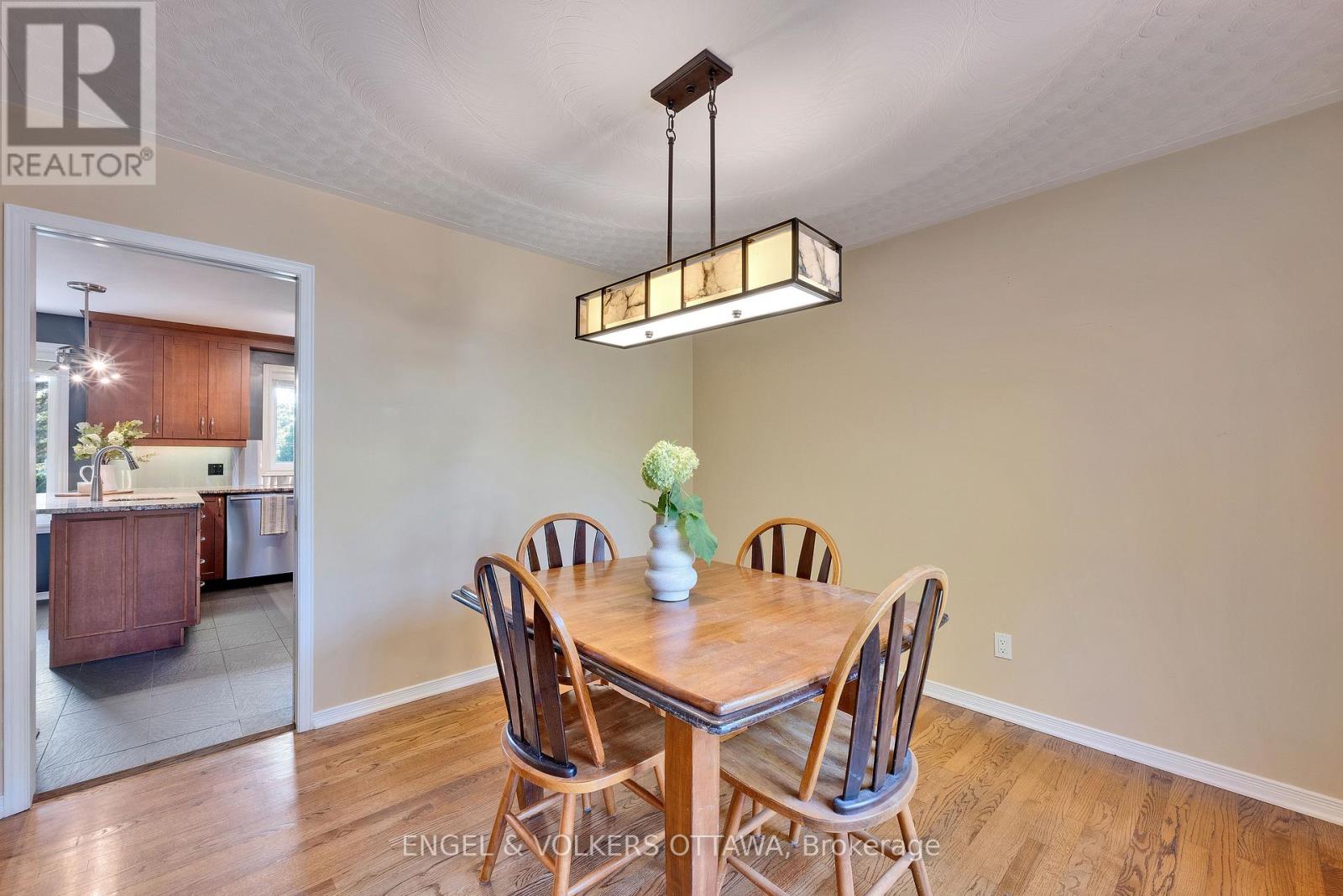 5233 Mclean Crescent, Ottawa, Ontario  K4M 1G1 - Photo 16 - X12440279