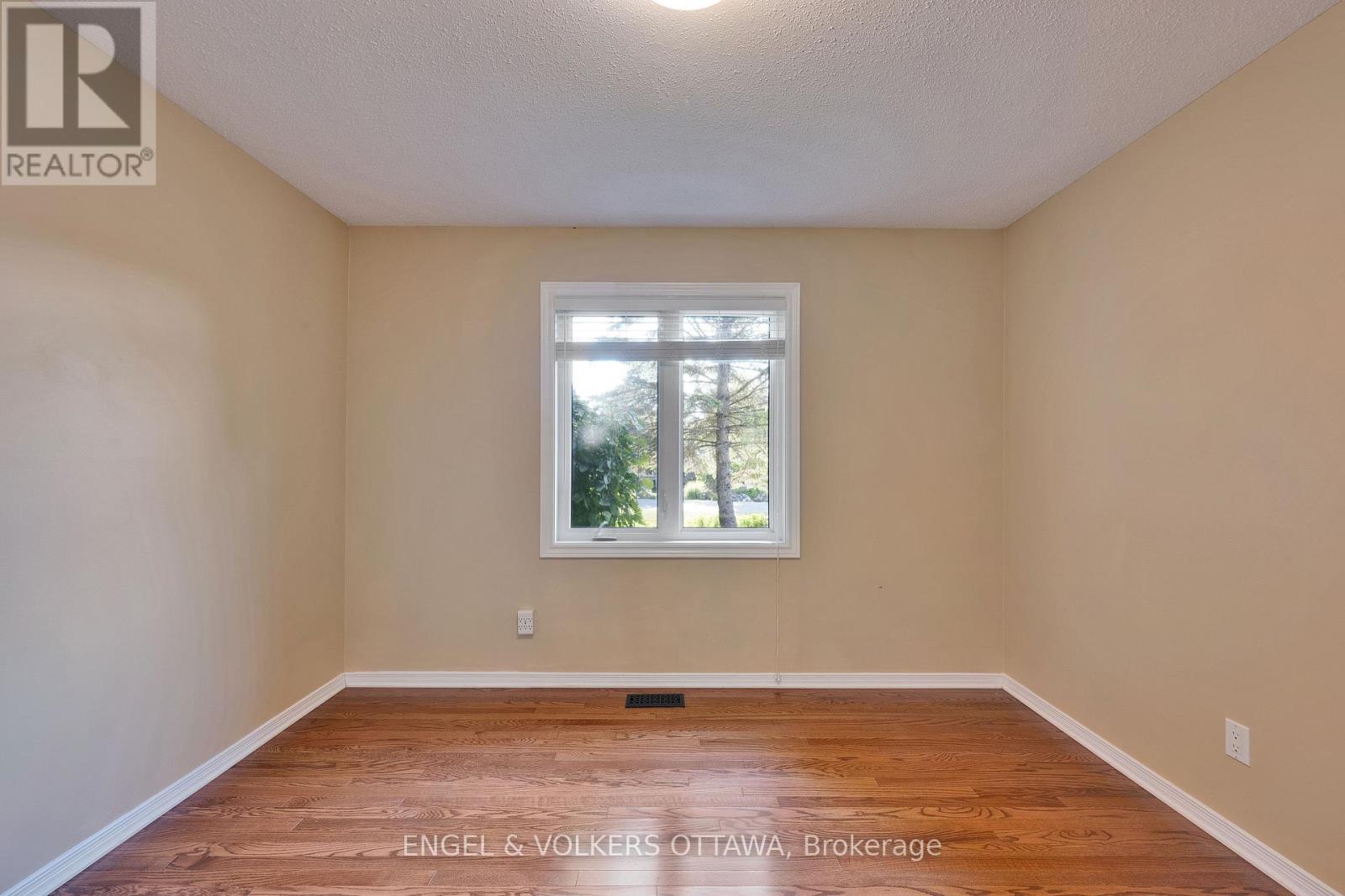 5233 Mclean Crescent, Ottawa, Ontario  K4M 1G1 - Photo 31 - X12440279